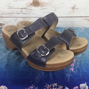 Dansko Women’s Sandals SZ 41 Purple